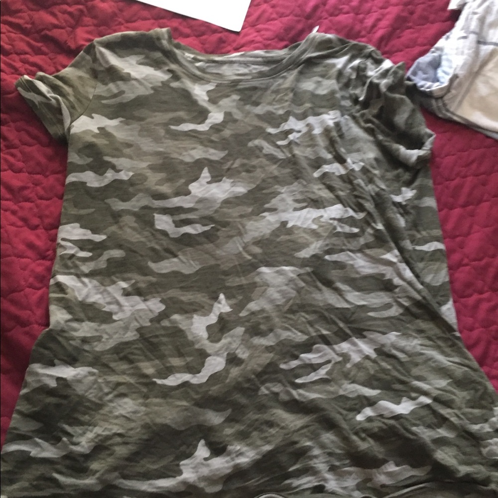 Camo pink t shirt